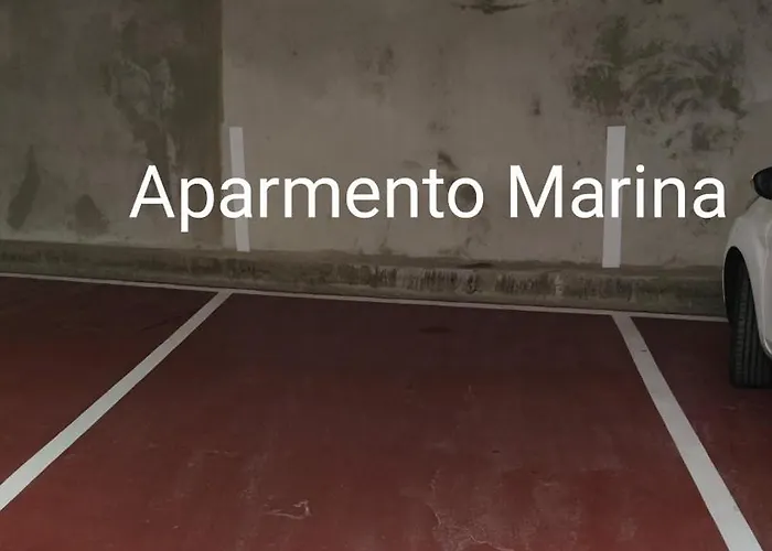 Marina Apartment *